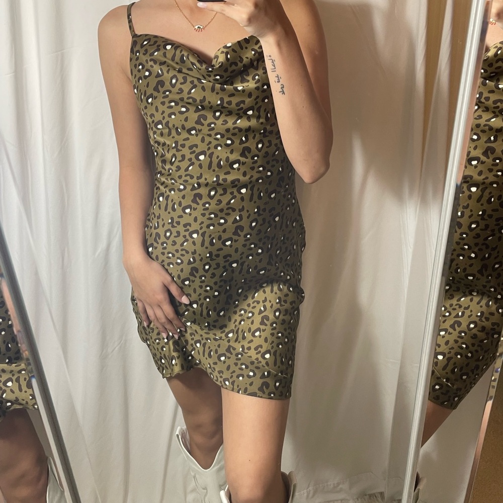 URBAN OUTFITTERS OLIVE LEOPARD SILK MINI DRESS